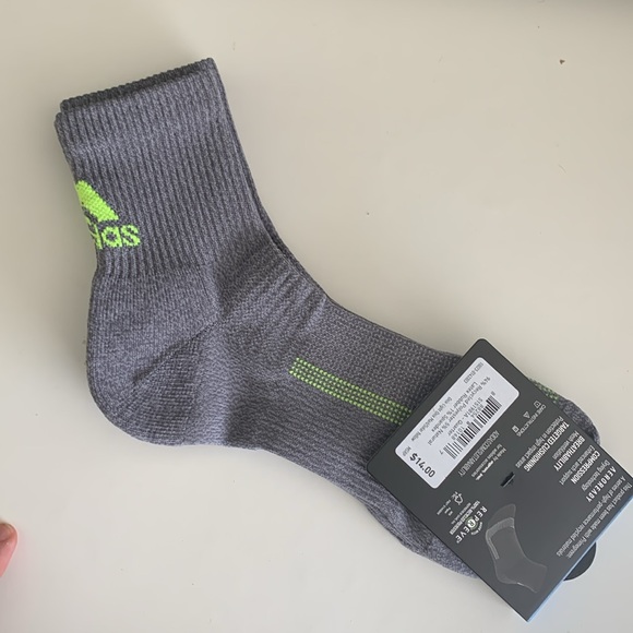 Adidas 2pair quarter performance socks. Men’s size 6-12. Grey with neon green. - Picture 3 of 4